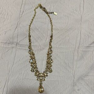 Elegant Gold Necklace with Crystal Accents
